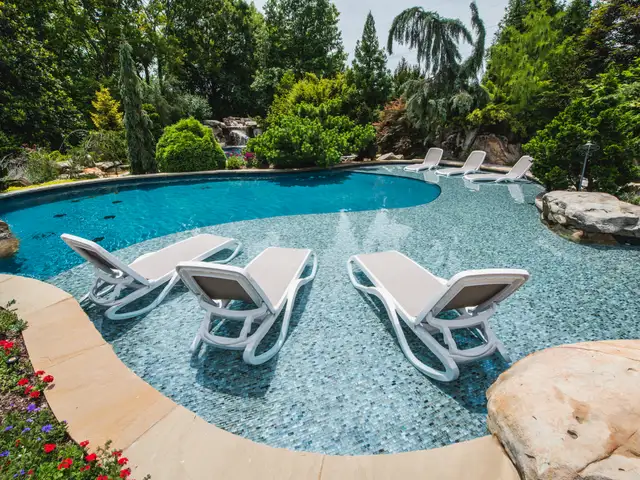 Free-form gunite pool built by Waterscapes Backyard Resorts in Middle Tennessee