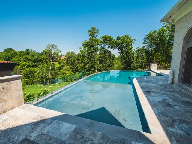 Infinity-edge pool built by Waterscapes Backyard Resorts in Middle Tennessee
