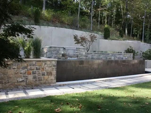 Infinity-edge pool built by Waterscapes Backyard Resorts in Middle Tennessee