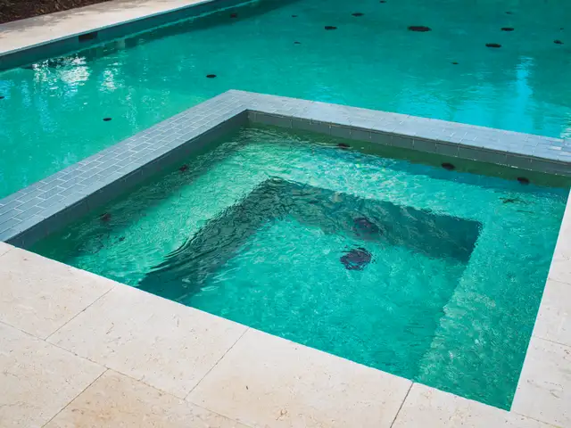 Custom spa built by Waterscapes Backyard Resorts in Middle Tennessee