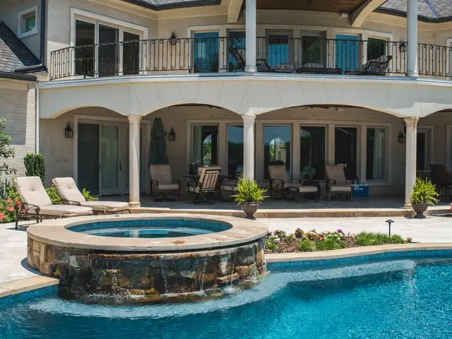 Custom spa built by Waterscapes Backyard Resorts in Middle Tennessee