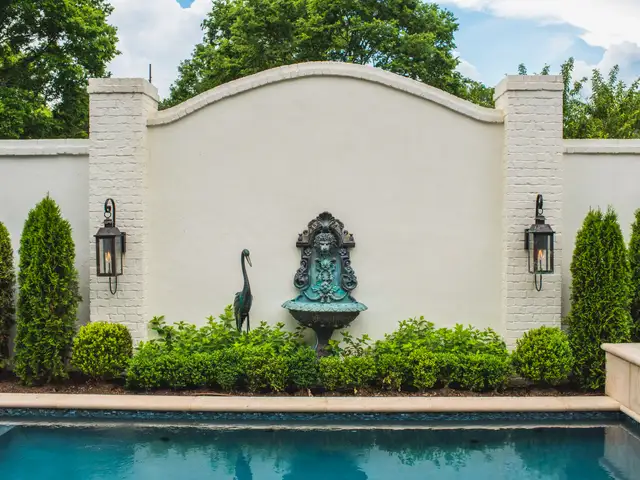 Water feature built by Waterscapes Backyard Resorts in Middle Tennessee