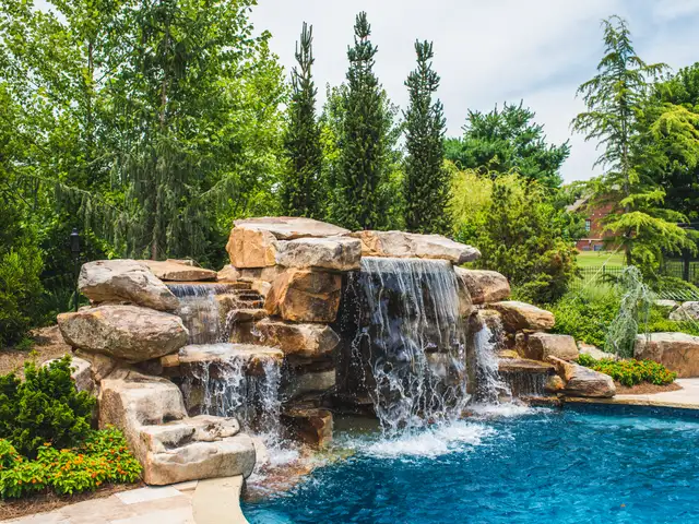Water feature built by Waterscapes Backyard Resorts in Middle Tennessee
