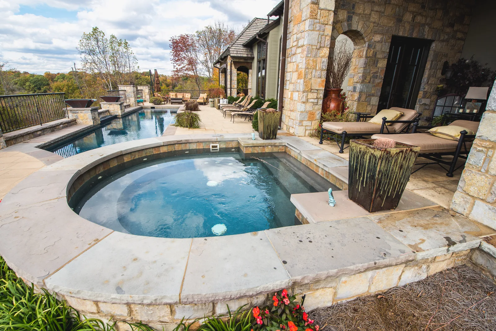 Luxury gunite pool with outdoor living space in Brentwood, Tennessee