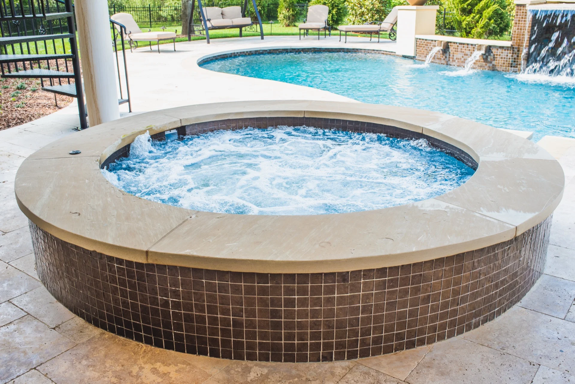 Bubbling Spa with Mosaic Tile